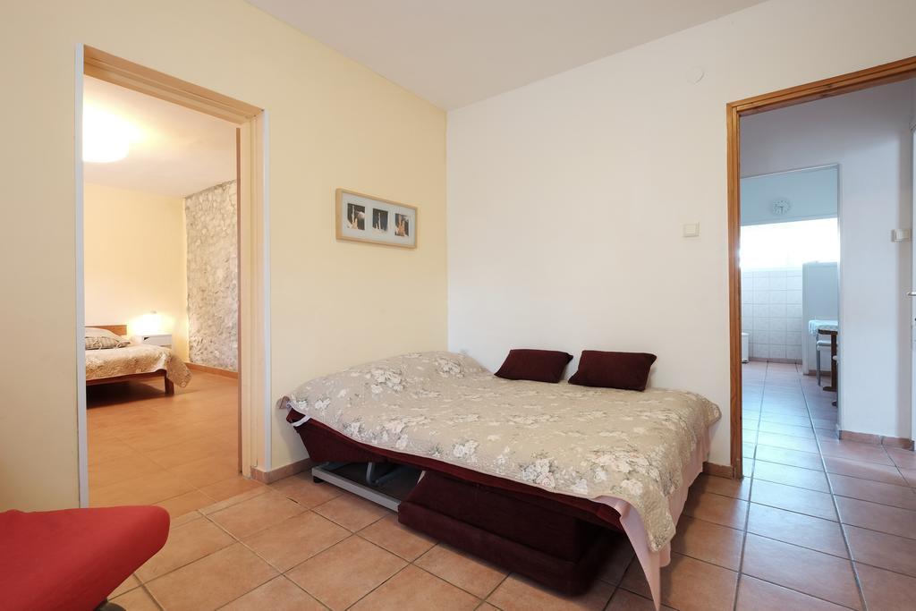 Gil'S Guest Rooms Neve Zohar Bagian luar foto